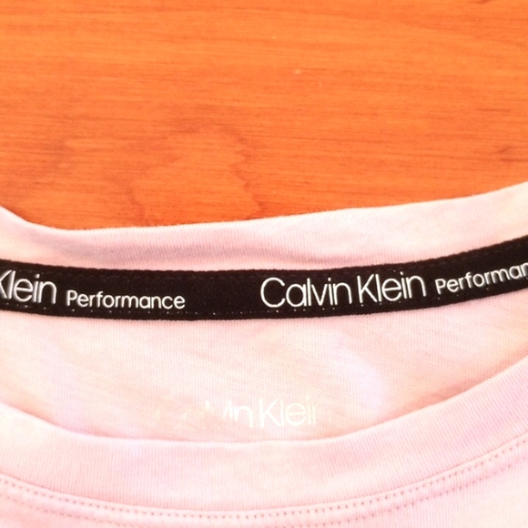 FREE W BUNDLE Calvin Klein Performance Ladies Sleeveless Crop Top Size:S Pink - Picture 9 of 9